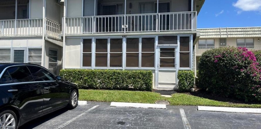 Condo in Delray Beach, Florida, 2 bedrooms № 2245637