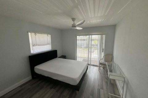 Condo in Delray Beach, Florida, 2 bedrooms № 2245637 - photo 7