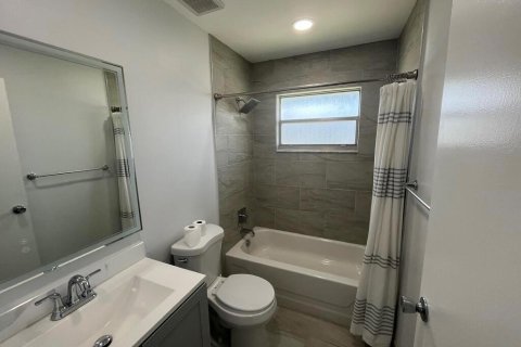 Condo in Delray Beach, Florida, 2 bedrooms № 2245637 - photo 10