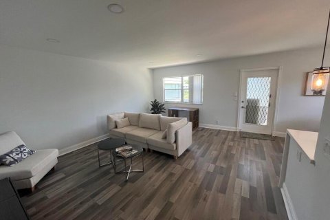 Condo in Delray Beach, Florida, 2 bedrooms № 2245637 - photo 6