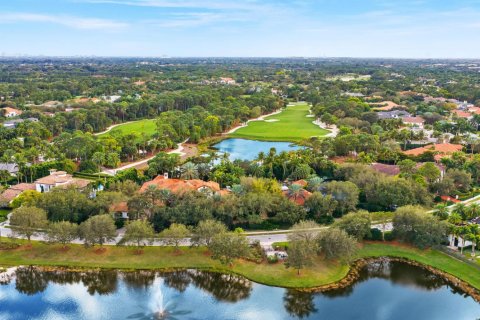 House in Palm Beach Gardens, Florida 6 bedrooms, 994.05 sq.m. № 2187367 - photo 3