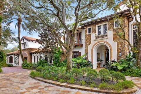 House in Palm Beach Gardens, Florida 6 bedrooms, 994.05 sq.m. № 2187367 - photo 4