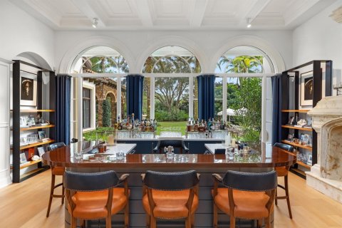House in Palm Beach Gardens, Florida 6 bedrooms, 994.05 sq.m. № 2187367 - photo 14