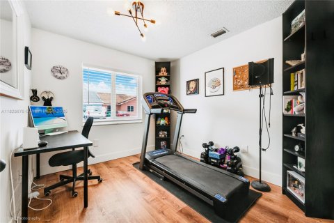 Townhouse in Miami, Florida 3 bedrooms, 117.43 sq.m. № 1813831 - photo 27