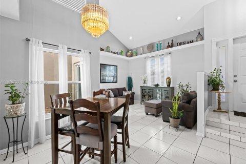 Купить виллу или дом в Санрайз, Флорида 3 спальни, 142.05м2, № 2049304 - фото 4