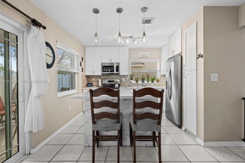 Купить виллу или дом в Санрайз, Флорида 3 спальни, 142.05м2, № 2049304 - фото 9