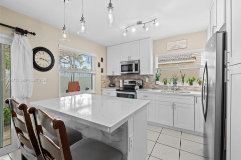 Купить виллу или дом в Санрайз, Флорида 3 спальни, 142.05м2, № 2049304 - фото 7