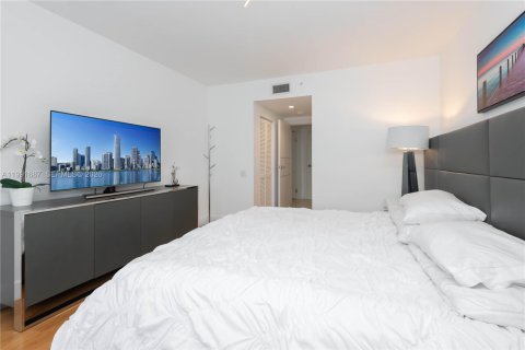 Condominio en venta en Miami, Florida, 3 dormitorios, 153.75 m2 № 2091364 - foto 17
