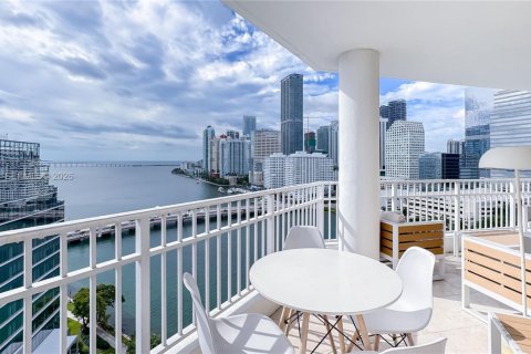 Condominio en venta en Miami, Florida, 3 dormitorios, 153.75 m2 № 2091364 - foto 2