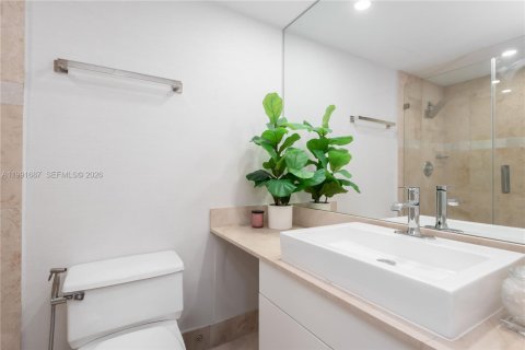 Condominio en venta en Miami, Florida, 3 dormitorios, 153.75 m2 № 2091364 - foto 28