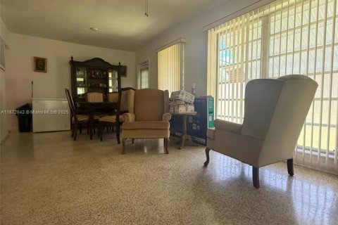 Villa ou maison à vendre à Port St. Lucie, Floride: 3 chambres, 130.25 m2 № 1928248 - photo 15