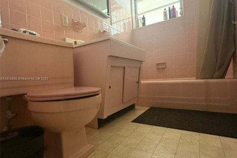 Villa ou maison à vendre à Port St. Lucie, Floride: 3 chambres, 130.25 m2 № 1928248 - photo 12