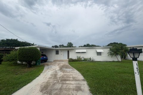 Villa ou maison à vendre à Port St. Lucie, Floride: 3 chambres, 130.25 m2 № 1928248 - photo 1
