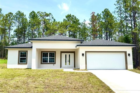 House in Citrus Springs, Florida 3 bedrooms, 142.05 sq.m. № 1740665 - photo 1