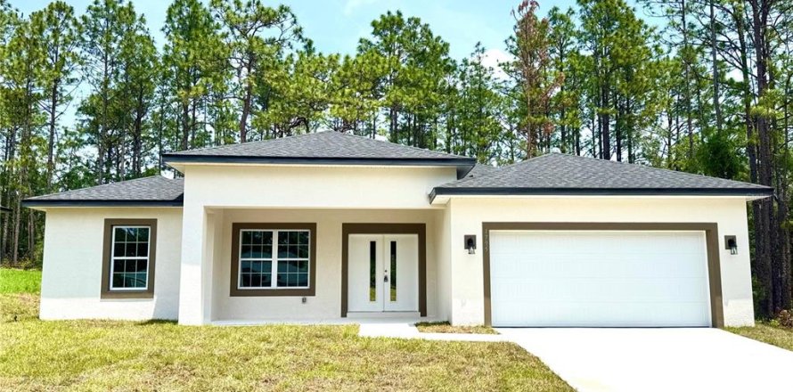 Villa ou maison à Citrus Springs, Floride 3 chambres, 142.05 m2 № 1740665