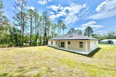 House in Citrus Springs, Florida 3 bedrooms, 142.05 sq.m. № 1740665 - photo 8