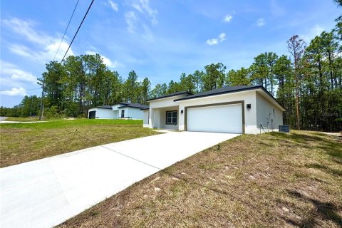 House in Citrus Springs, Florida 3 bedrooms, 142.05 sq.m. № 1740665 - photo 4