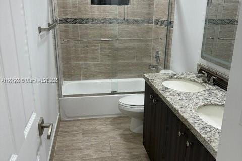 Снять в аренду таунхаус в Уэстон, Флорида 4 спальни, 169.55м2, № 1956575 - фото 12