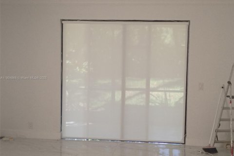 Townhouse in Weston, Florida 4 bedrooms, 169.55 sq.m. № 1956575 - photo 18