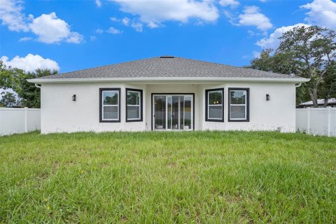 House in Tampa, Florida 3 bedrooms, 193.98 sq.m. № 1902144 - photo 23