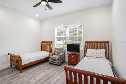 House in Tampa, Florida 3 bedrooms, 193.98 sq.m. № 1902144 - photo 18