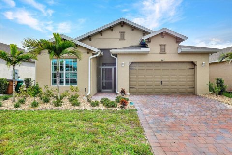 Villa ou maison à Cape Coral, Floride 3 chambres, 206.43 m2 № 2410316
