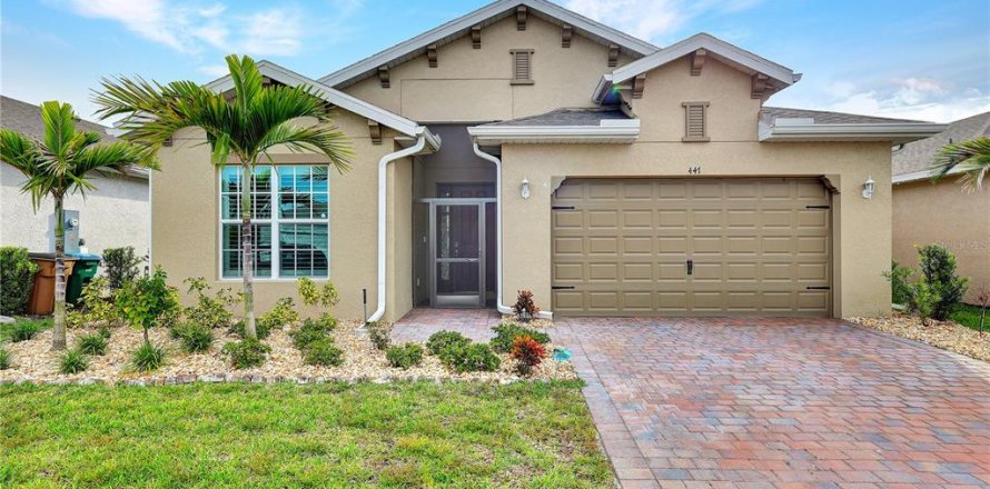 Villa ou maison à Cape Coral, Floride 3 chambres, 206.43 m2 № 2410316