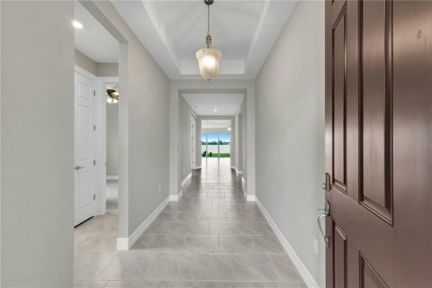 Villa ou maison à vendre à Cape Coral, Floride: 3 chambres, 206.43 m2 № 2410316 - photo 5