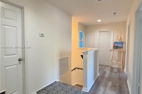 Casa en venta en Lehigh Acres, Florida, 4 dormitorios, 232.44 m2 № 2046729 - foto 16