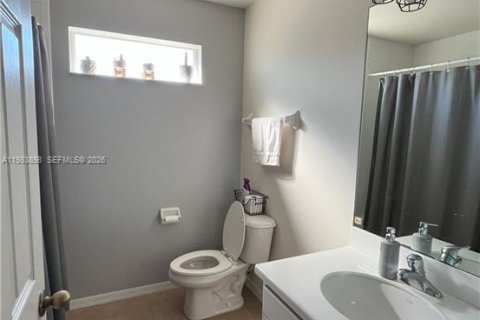 Casa en venta en Lehigh Acres, Florida, 4 dormitorios, 232.44 m2 № 2046729 - foto 25