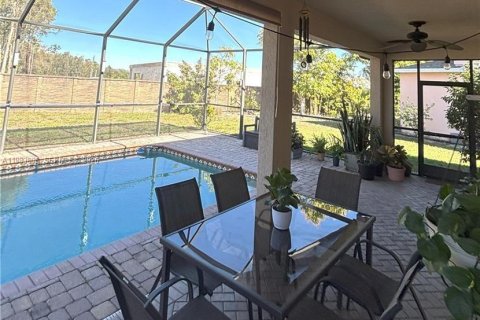 Casa en venta en Lehigh Acres, Florida, 4 dormitorios, 232.44 m2 № 2046729 - foto 27