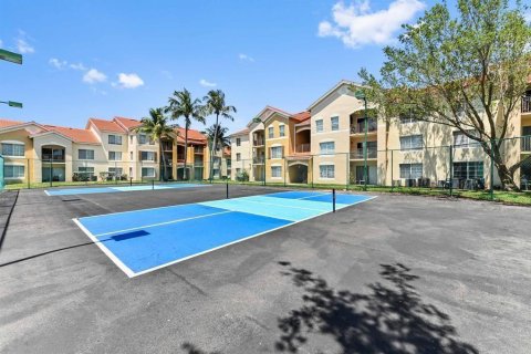 Condo in West Palm Beach, Florida, 3 bedrooms  № 2169802 - photo 3