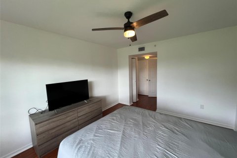 Condo in West Palm Beach, Florida, 3 bedrooms  № 2169802 - photo 24