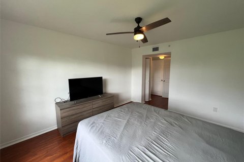 Condo in West Palm Beach, Florida, 3 bedrooms  № 2169802 - photo 23