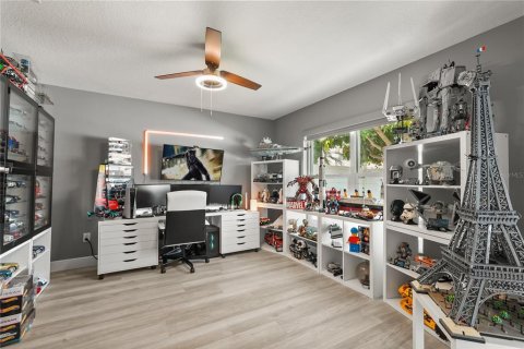House in Windermere, Florida 4 bedrooms, 286.14 sq.m. № 1771624 - photo 23