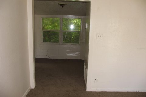 Villa ou maison à vendre à Orlando, Floride: 3 chambres, 86.96 m2 № 2202130 - photo 5