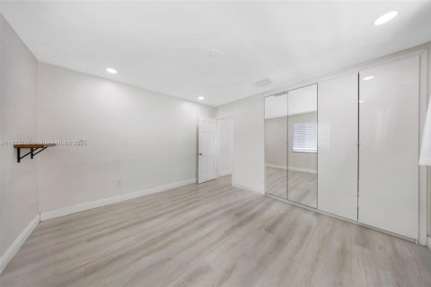 Купить виллу или дом в Майами, Флорида 3 спальни, 136.38м2, № 1786986 - фото 17