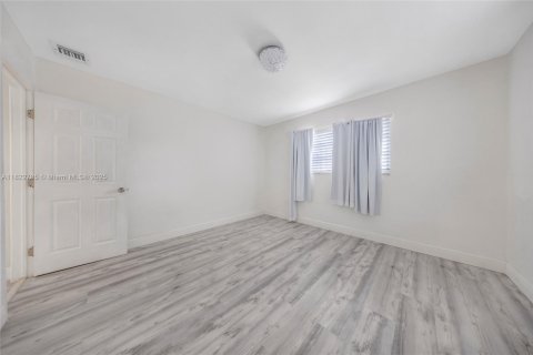 Купить виллу или дом в Майами, Флорида 3 спальни, 136.38м2, № 1786986 - фото 20