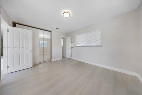 Купить виллу или дом в Майами, Флорида 3 спальни, 136.38м2, № 1786986 - фото 23