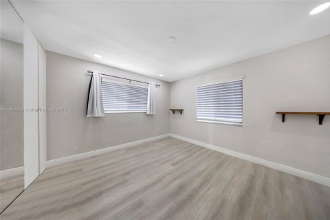 Купить виллу или дом в Майами, Флорида 3 спальни, 136.38м2, № 1786986 - фото 15