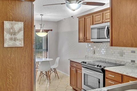 Condo in Boynton Beach, Florida, 2 bedrooms  № 2176513 - photo 7
