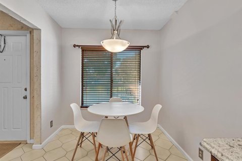 Condo in Boynton Beach, Florida, 2 bedrooms  № 2176513 - photo 13