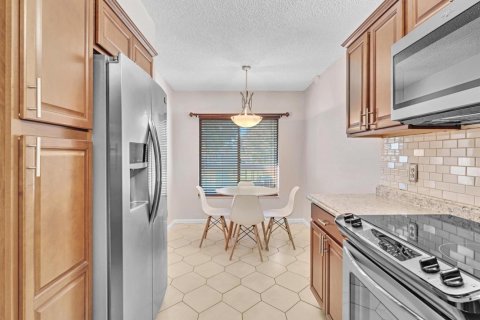 Condo in Boynton Beach, Florida, 2 bedrooms  № 2176513 - photo 8