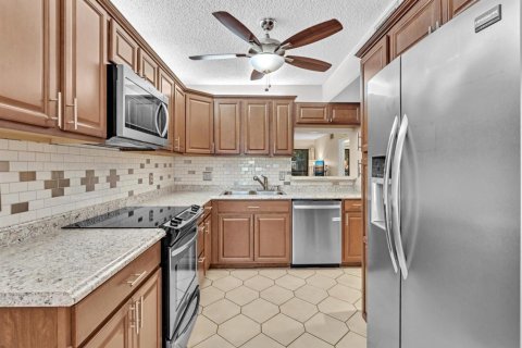 Condo in Boynton Beach, Florida, 2 bedrooms  № 2176513 - photo 2