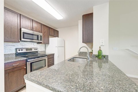 Condo in Lakewood Ranch, Florida, 1 bedroom № 2109986 - photo 28