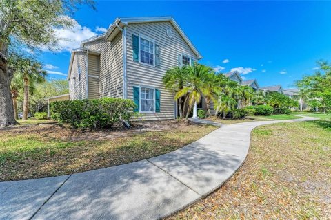 Condo in Lakewood Ranch, Florida, 1 bedroom № 2109986 - photo 6