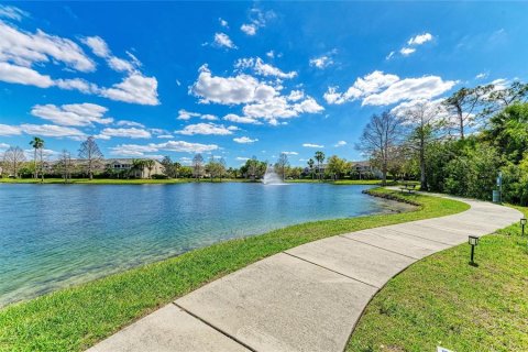 Condo in Lakewood Ranch, Florida, 1 bedroom № 2109986 - photo 2