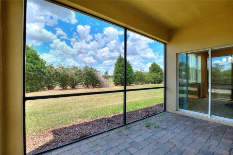 House in Davenport, Florida 4 bedrooms, 216.74 sq.m. № 2233620 - photo 27