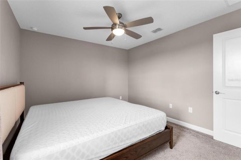 House in Davenport, Florida 4 bedrooms, 216.74 sq.m. № 2233620 - photo 21