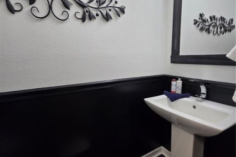 Casa en venta en Orlando, Florida, 4 dormitorios, 211.91 m2 № 1908670 - foto 22